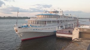 Пешая прогулка на теплоходе Урал