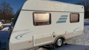 Немецкий караван-турист Hymer Eriba на 3-4 места с французской кроватью мувером и палаткой