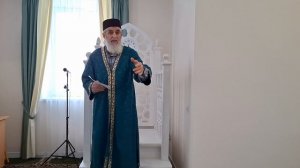 Дөнья алдаудан башка һич нәрсә түгел.  Зөфәр хәзрәт Тахавиев.