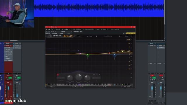 Clean Low End on your Master with Soothe 2 смотреть онлайн