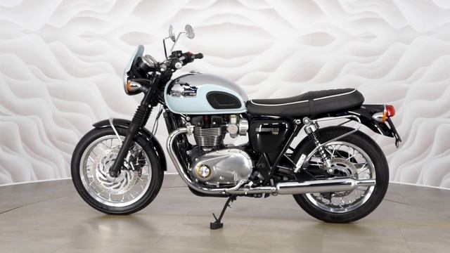 Triumph Bonneville T120 vin SMTDAD75HWPBG5199 смотреть онлайн