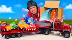 Машинки Мокас перепачкались в песочнице! Строим автомойку для машинок Мокас вместе с Машей