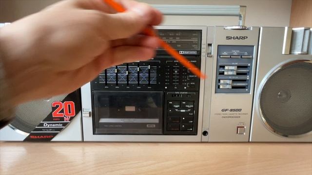 Коробочный магнитофон SHARP GF-9500