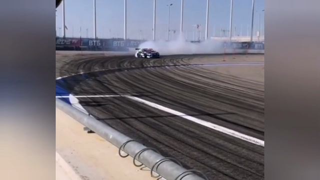 DRIFT | DRIVING |