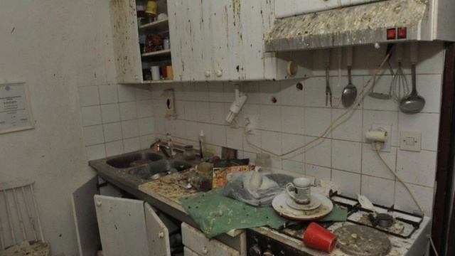 Дом Алкашей, ASTEK, Xiwchirk, Games QBILLENT - Квартира бомжей и алкашей (официальный трек 2025)