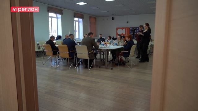 КРУГЛЫЙ СТОЛ ПОД НАЗВАНИЕМ «ГОД ЛОПАТЫ» ПРОШЁЛ В КАМГУ ИМЕНИ ВИТУСА БЕРИНГА • НОВОСТИ КАМЧАТКИ смотреть онлайн