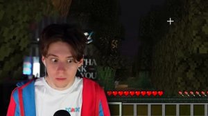 ПОПРОБУЙ ВЫЖИТЬ НОЧЬЮ В ДЕРЕВНЕ ЖИТЕЛЯ 404 В МАЙНКРАФТ