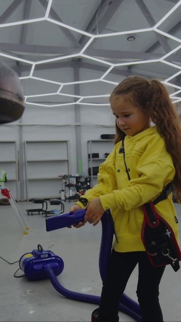 Пятничный ролик от нашего партнёра VHQ