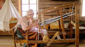Как раньше наши бабушки и мамы плели и ткали