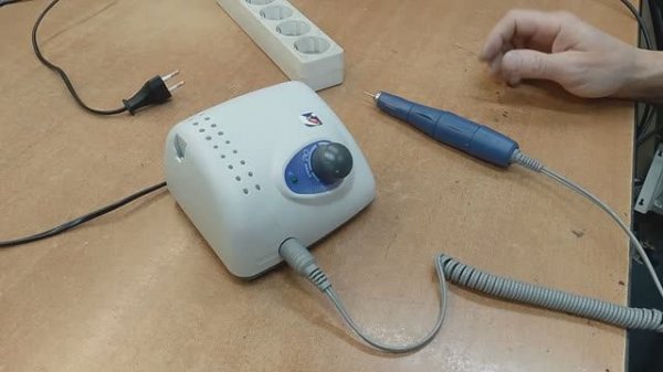 Аппарат для маникюра Strong 210 не вращается