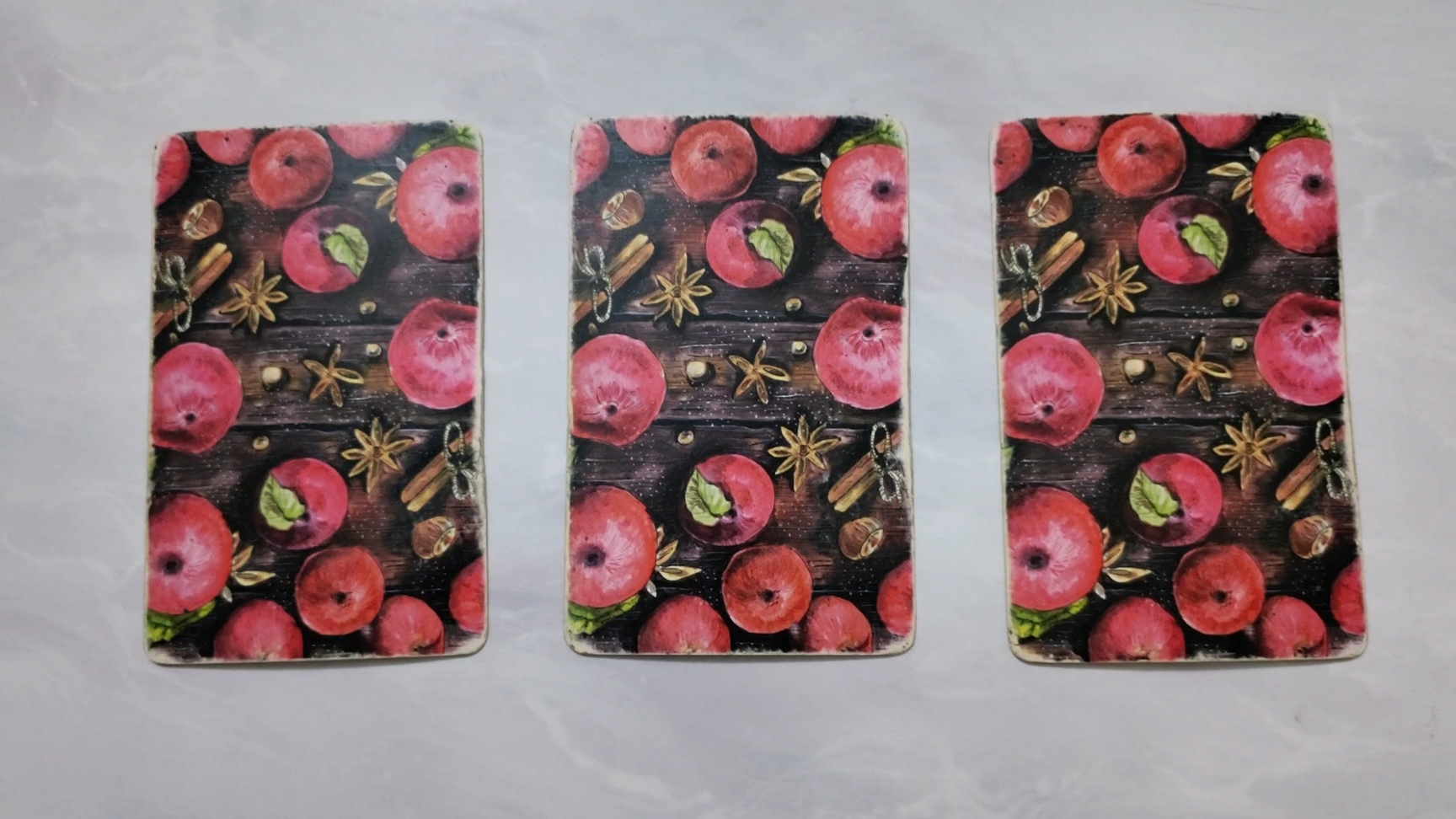 О чем его мысли заняты? Анализ таро смотреть онлайн