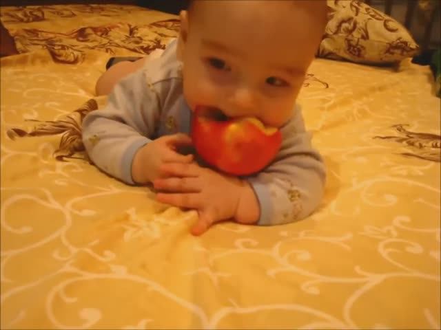Strong Competitor For APPLE  (Сильный конкурент для APPLE) (1)
