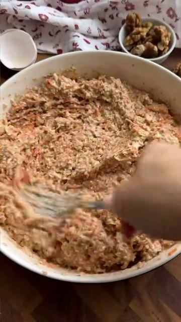 Быстрый пирог из овсянки, моркови и банана