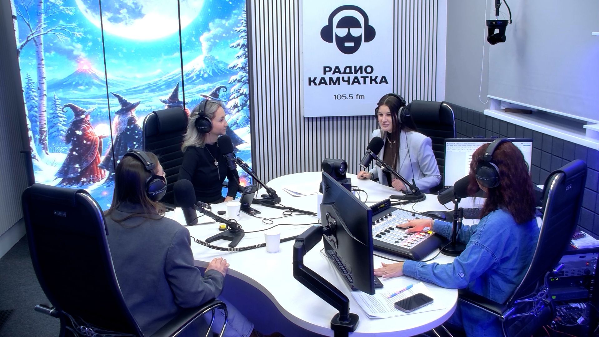 ШАБАШ НА РАДИО КАМЧАТКА смотреть онлайн