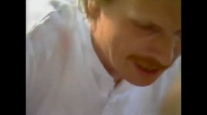 Шри Матаджи объясняет значение баджана.
Угад Сахатрар Мате
Без перевода и без субтитров.