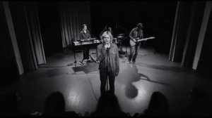 Эту дворовую песню мы любили играть на гитарах  - АЛЁШКА