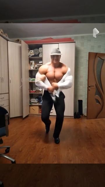 Как стать мускулистым мужчиной?