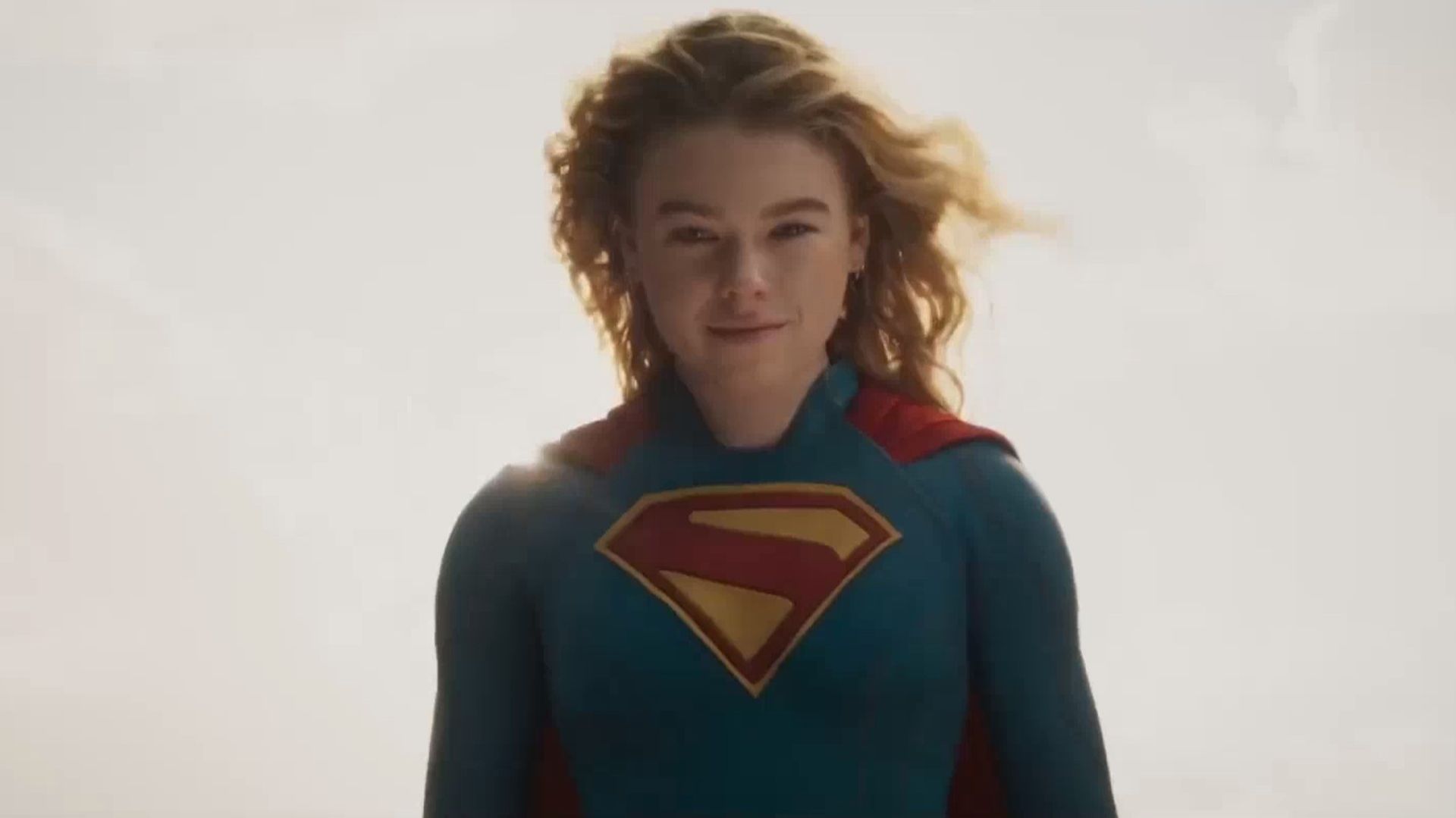 СУПЕРГЁРЛ смотреть онлайн