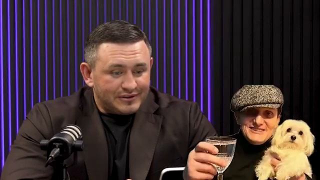 Виталий Бородин ответ Грише Московскому_ 100000 за поимку клоуна с флагом#бородин #фпбк.mp4 смотреть онлайн