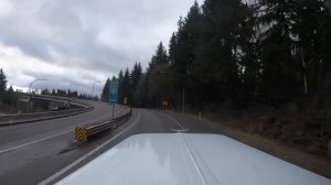 Разгрузка в Беллевью Вашингтон  Peterbilt 389