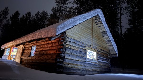 ЖИЗНЬ И БЫТ В ТАЙГЕ.ЧУТЬ НЕ СОЖГЛИ ПАЛАТКУ.ЧАСТЬ 3