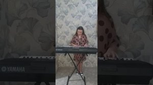 Песня о далекой Родине 
муз. М. Таривердиева
Батрудтинова Эвелина  10 лет