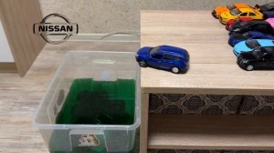 Крутые машинки падают в воду, в краску. Видео для детей. Эффектные падения машин