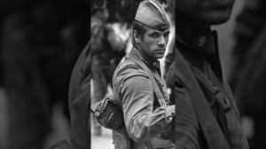 Она спасла солдата