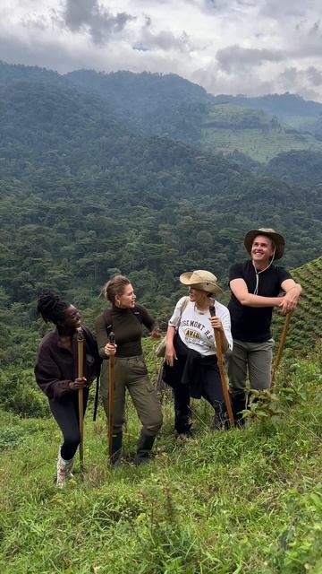 Как сейчас помню то эпическое возвращение в лодж после встречи с гориллами