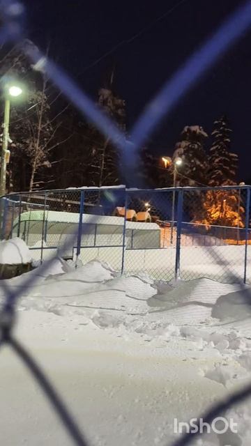 Субботнее катание на коньках на катке в Звягино. Температура –18С