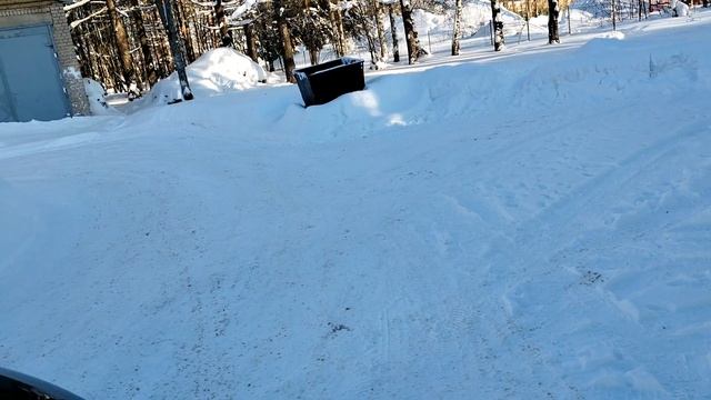 Зеленая автотека,черный на черном😎 топовые диски Момо на резине 24 года,лето один сезон проехала. смотреть онлайн