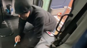 Установка Ступеньки, сиденья, сигнал от поезда!!