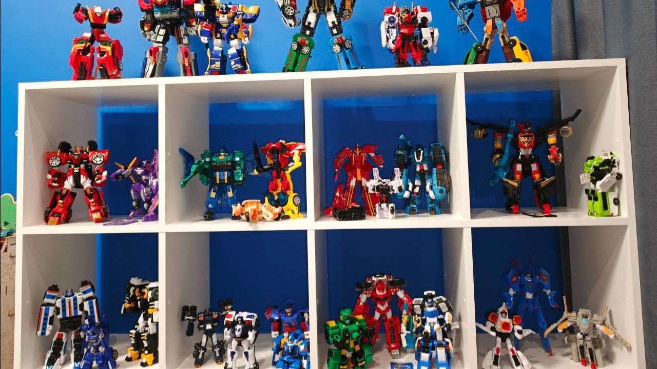 Знакомство с командой тоботов и метал карботов! смотреть онлайн