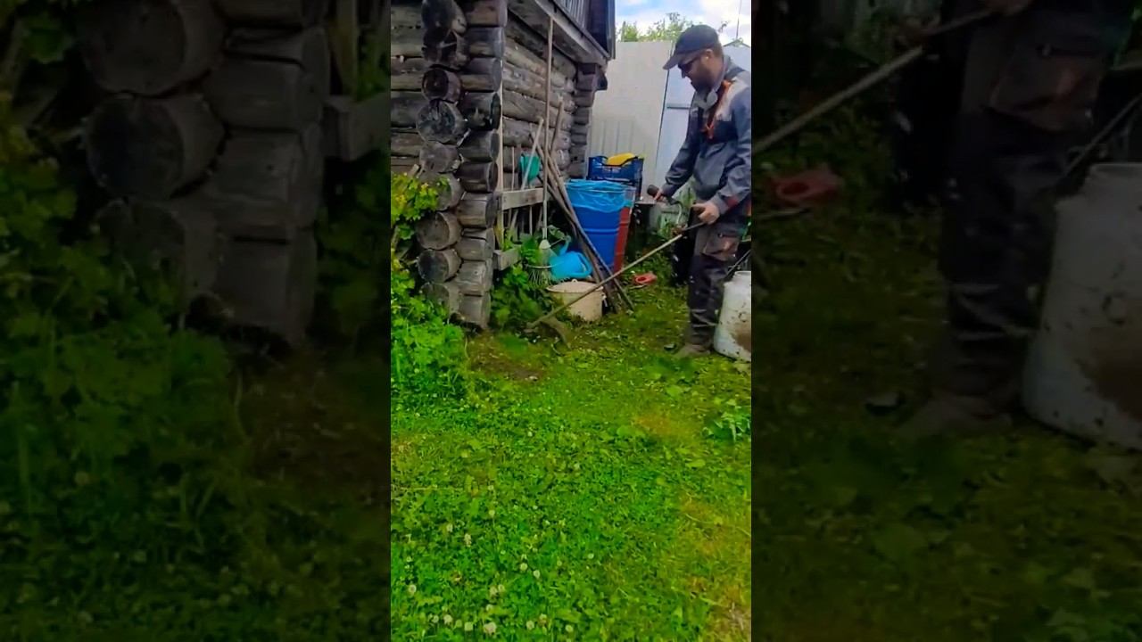 Покос травы в труднодоступных местах дачного участка. #дача #деревня #огород  #газон #газонокосилка