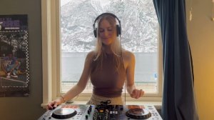 MRL | Just a chill girl mix (jazzy deep house)