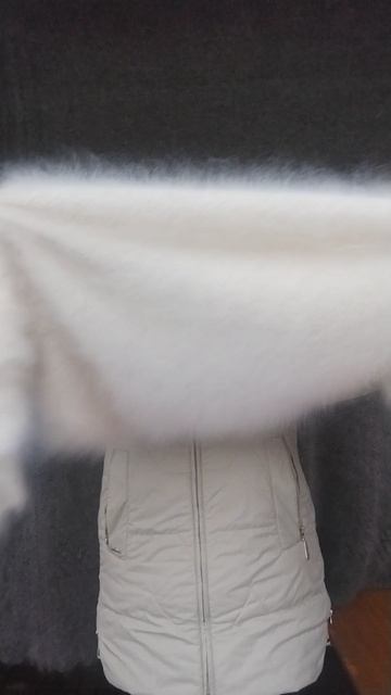 89507716355 Тёплый, плотный , зимний платок. смотреть онлайн