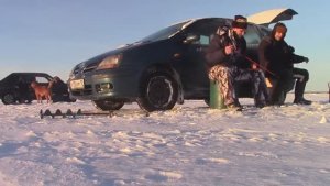 СЧАСТЛИВЫЕ ЛЮДИ!КАК ЛОВЯТ КОРЮШКУ НА СЕВЕРЕ КАРЕЛИИ.