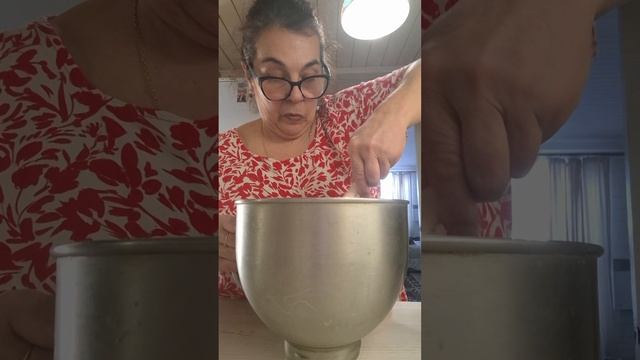 КЛАССИЧЕСКИЙ БИСКВИТ БЕЗ РАЗРЫХЛИТЕЛЯ. смотреть онлайн