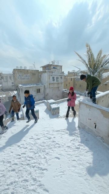 Dust II в реальной жизни: дети, снег и легендарная карта смотреть онлайн