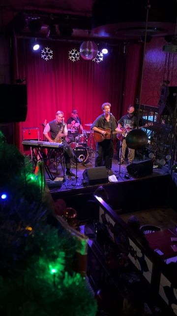 Снова клуб 16 тонн. Концерт группы «Спички детям»