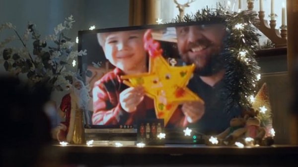 Tesco - Become More Christmas (2023)