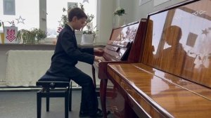 Головач Дм.  И.С. Бах Двухголосная инвенция фа мажор, Ф.Шопен Вальс си минор