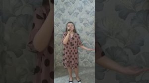 "Сердце земли моей" Музыка: К. Брейтбург, слова: В. Соловьева.
Батрудтинова Эвелина  10 лет