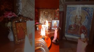 Сильнейшее, справедливейшее очищение через молитвы на воду. Она самая мощная субстанция.