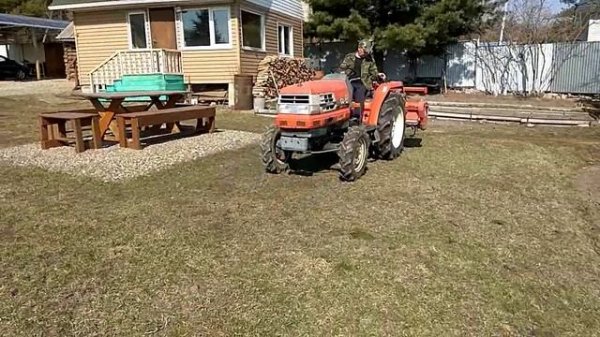 Японский трактор Kubota