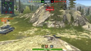 Играл с братом в TANKS BLITZ в режиме Возрождение.