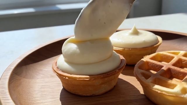 КОРЗИНОЧКИ ВАФЕЛЬНЫЕ СО СГУЩЕНКОЙ смотреть онлайн