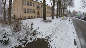 Расчистка ОГРОМНОЙ территории от снега ТОЛЬКО лопатой, БЕЗ МАШИН