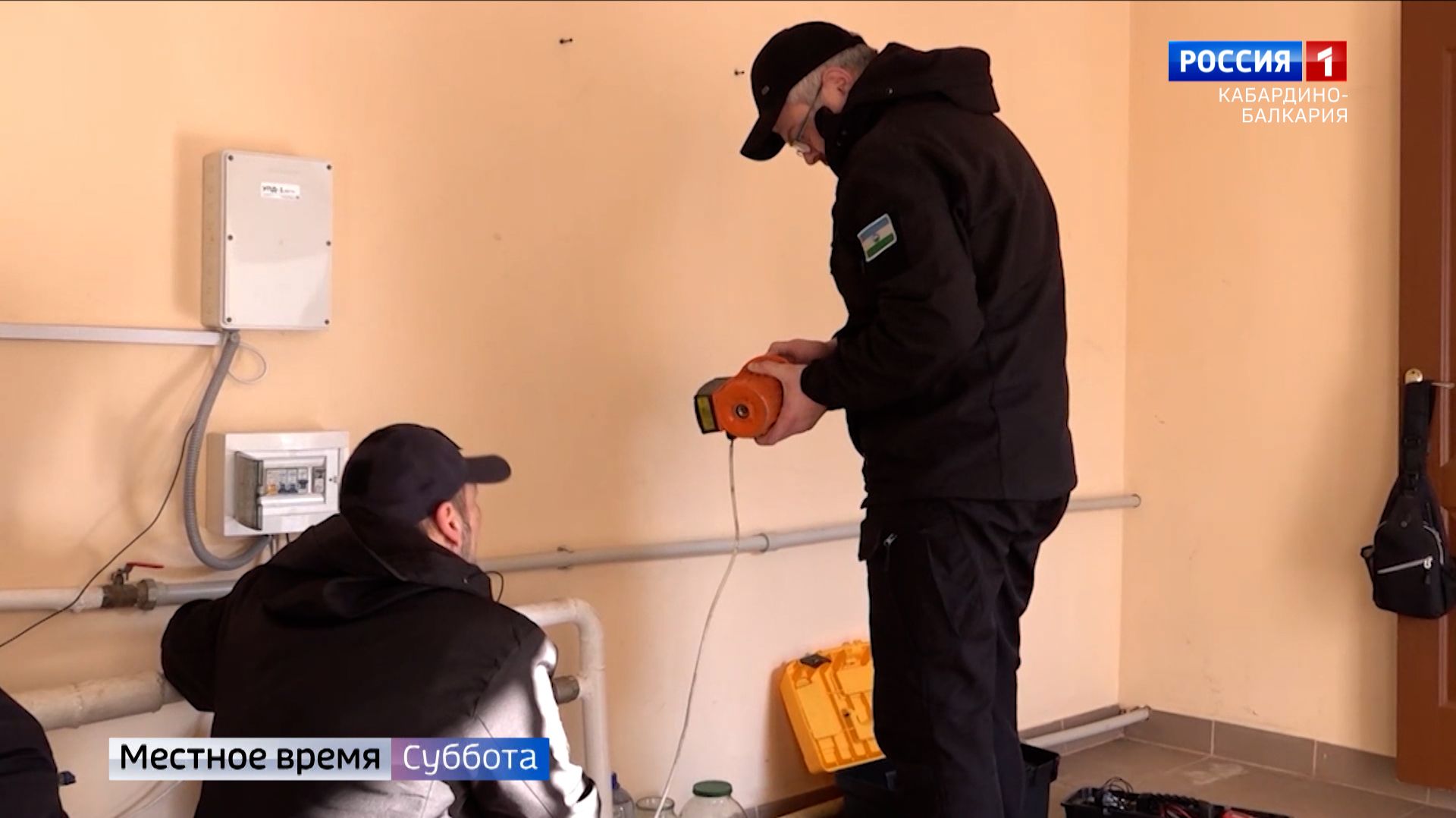 Аварийные бригады из КБР восстанавливают отопление в социальных объектах Херсонской области смотреть онлайн