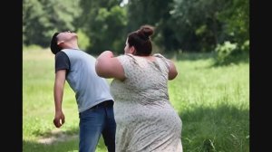 Цветочек (стихи мои, остальное с помощью ИИ)